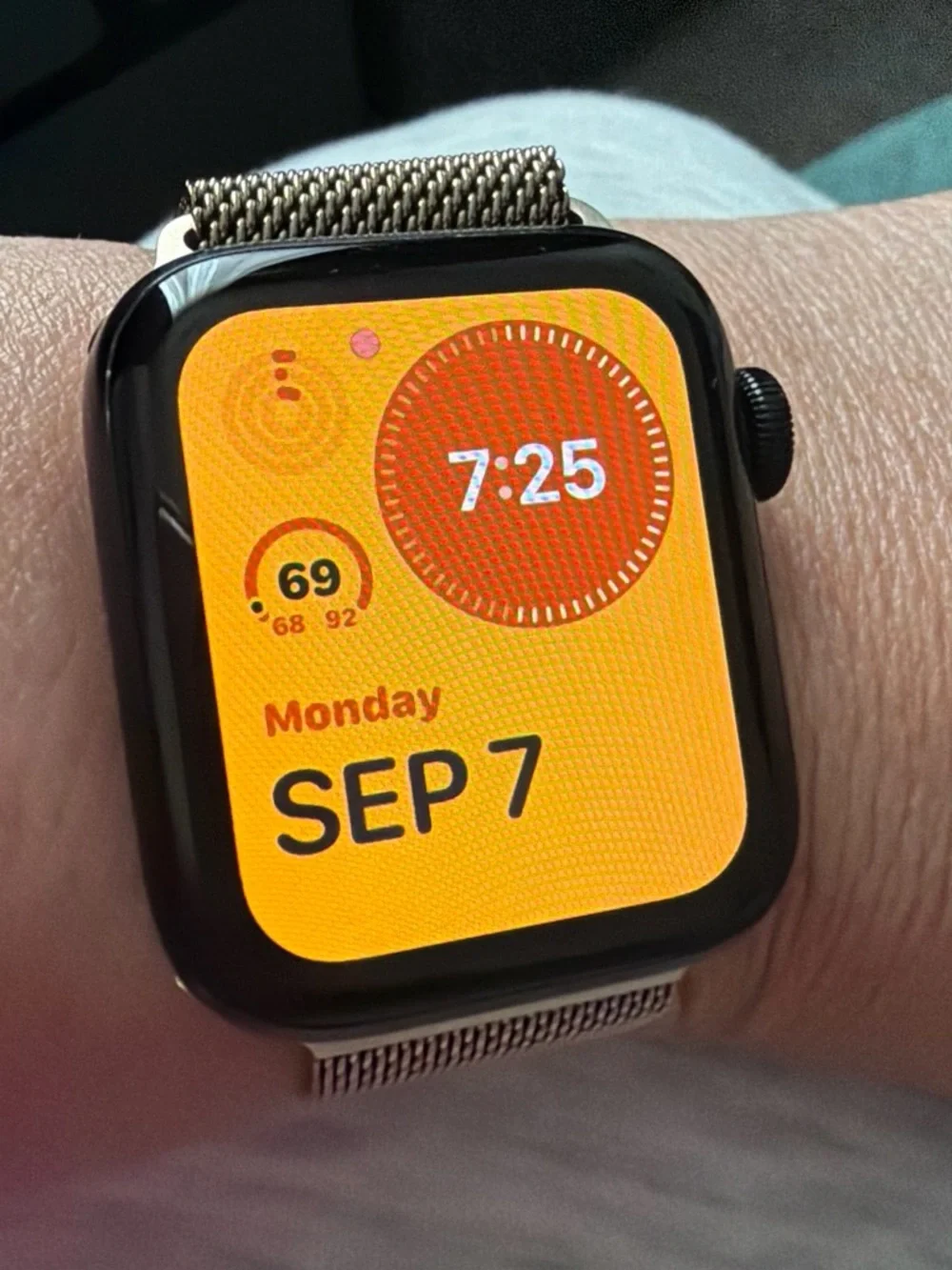 Smartwatch with black rubber original band - Black Case